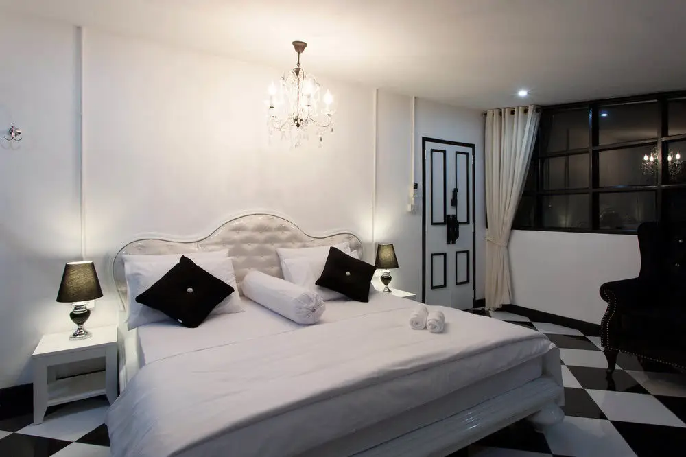 Муанг: Me Room Hotel