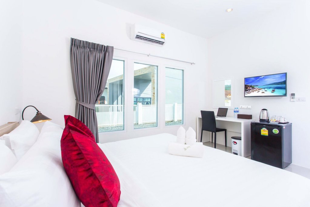 Тхаланг: The Way Phuket Resort