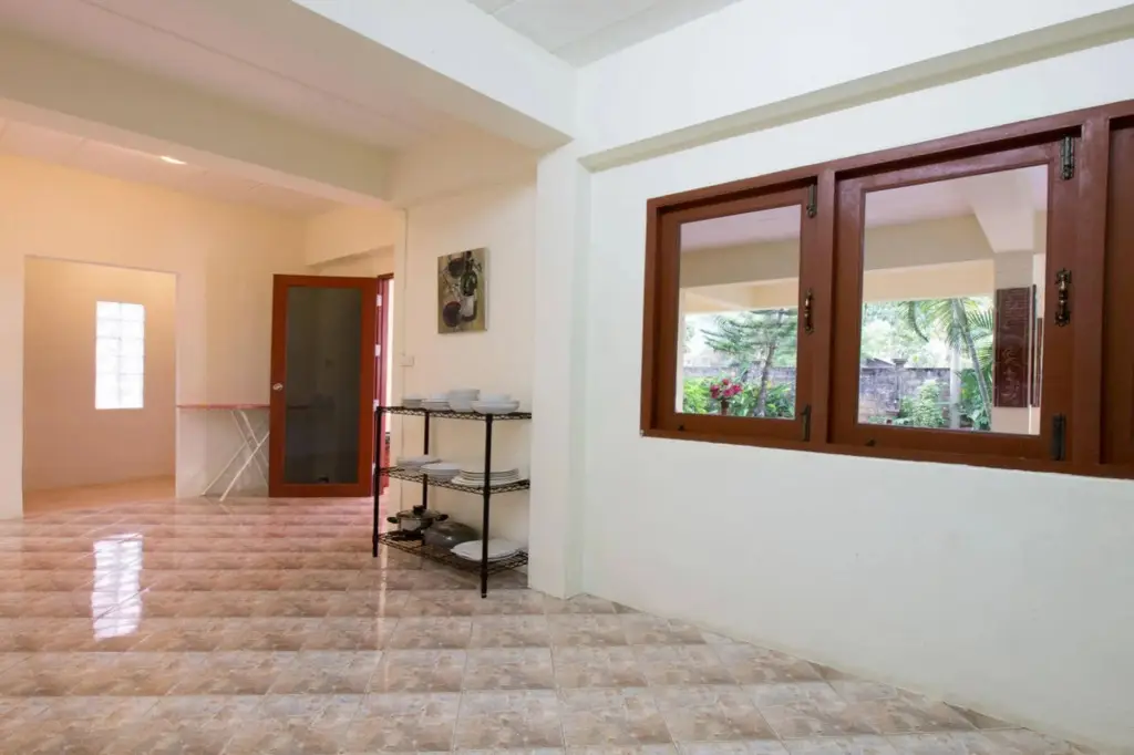 Тхаланг: 爱沙万别墅酒店(Aisawan Villas)