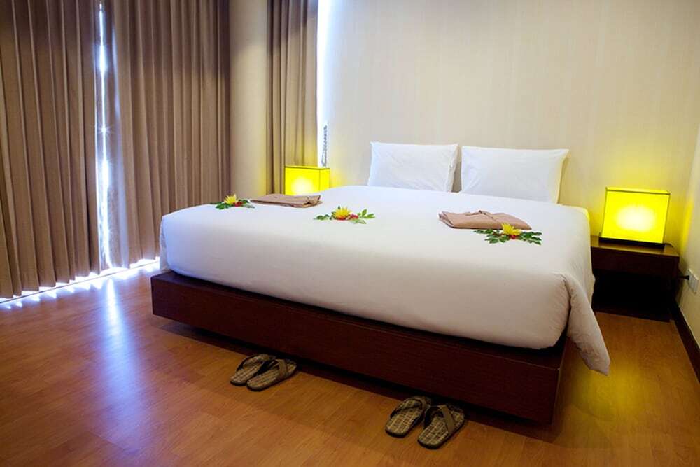 Кату: The Kris Condotel at Patong