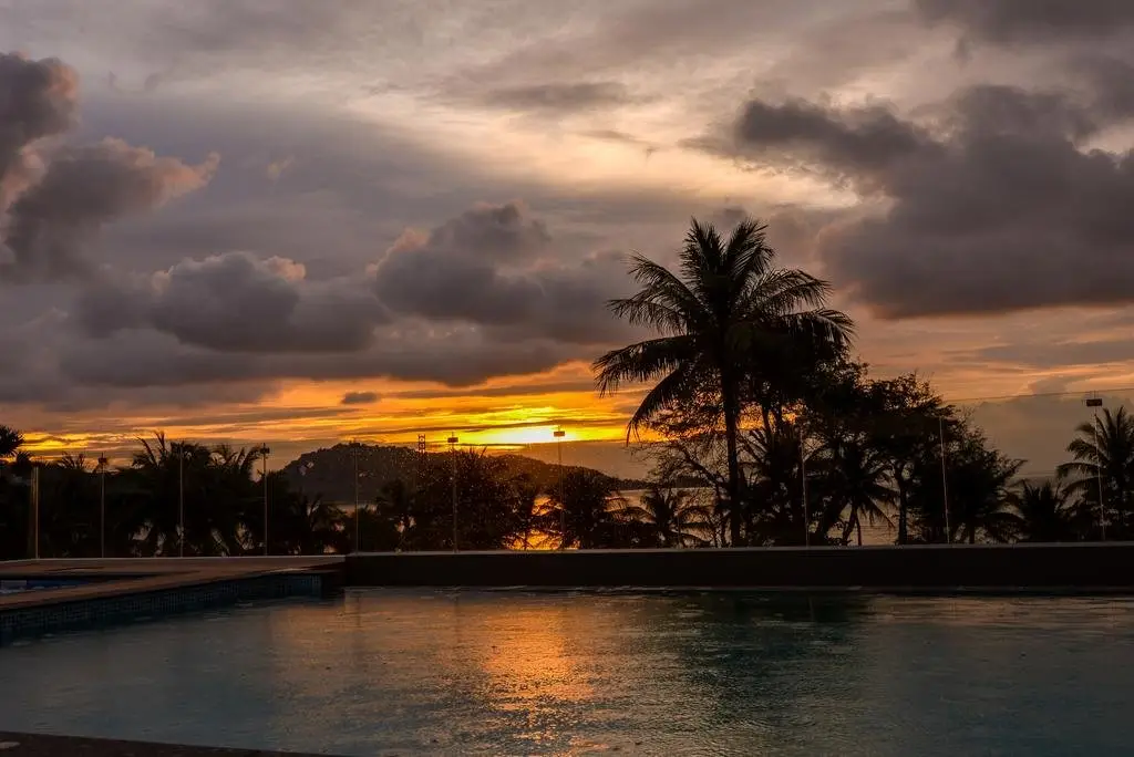 Кату: Отель Clarion Patong Beach