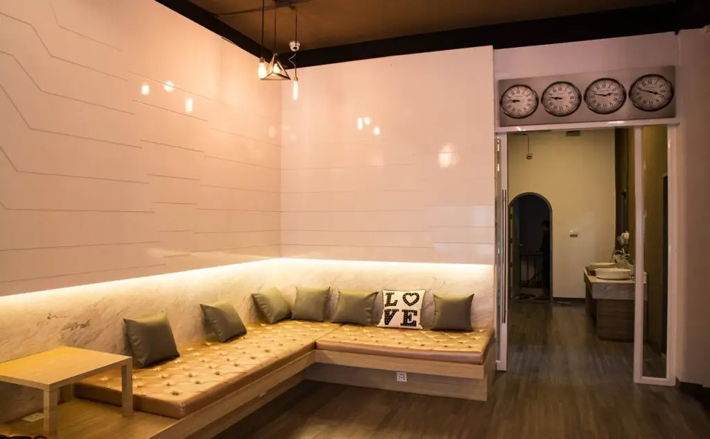 Бангкок: Bed Box Khaosarn Hostel