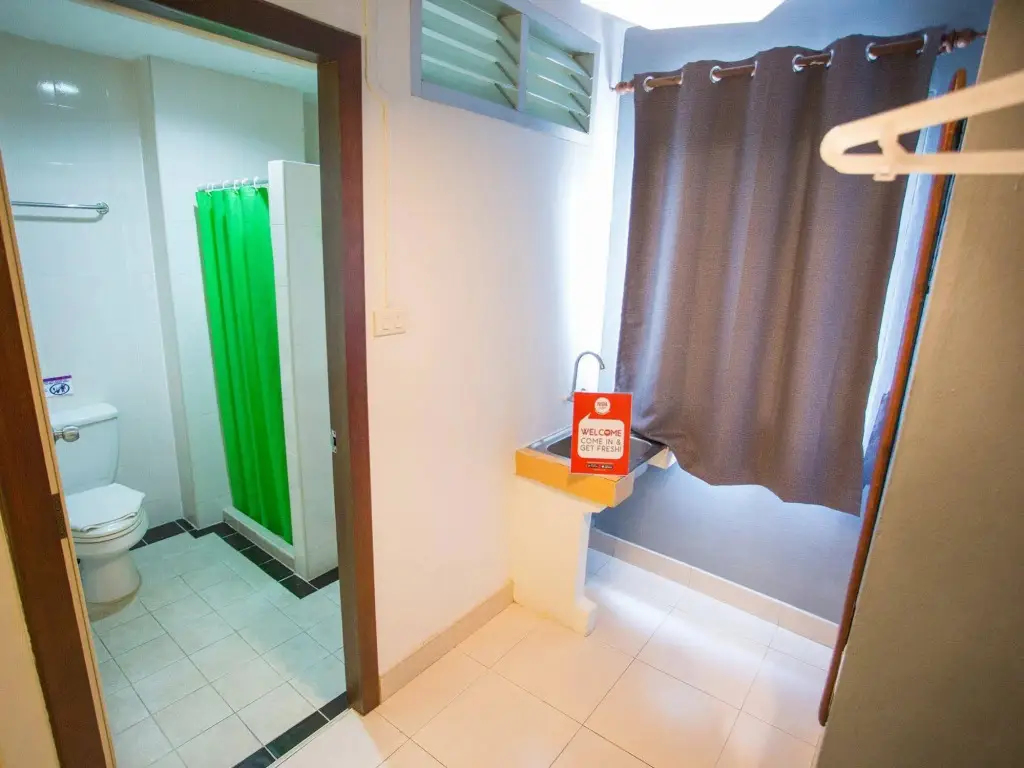 Бангкок: NIDA Rooms Charoenrat Bangklo Boulevard at Howard Square