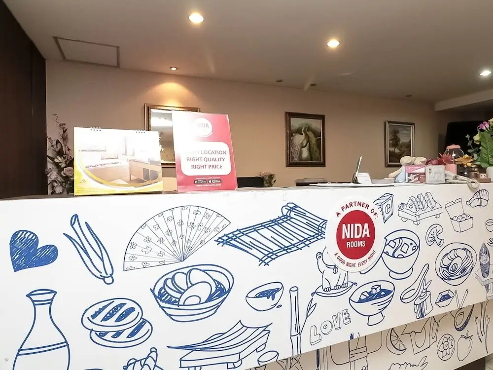 Бангкок: Nida Rooms Phrakhanong 984 Station at Take A Rest