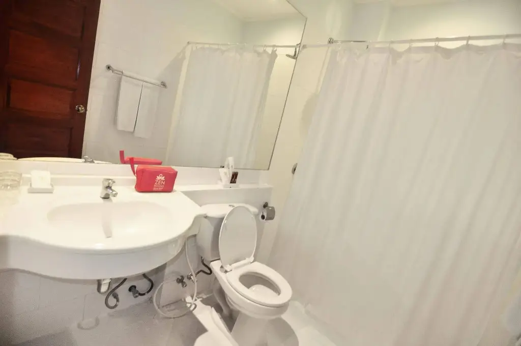 Бангкок: ZEN Rooms Ratchadaphisek Soi Sukruamkan