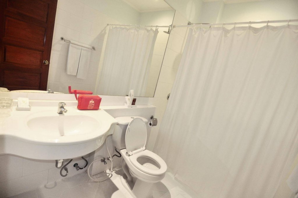 Бангкок: ZEN Rooms Ratchadaphisek Soi Sukruamkan