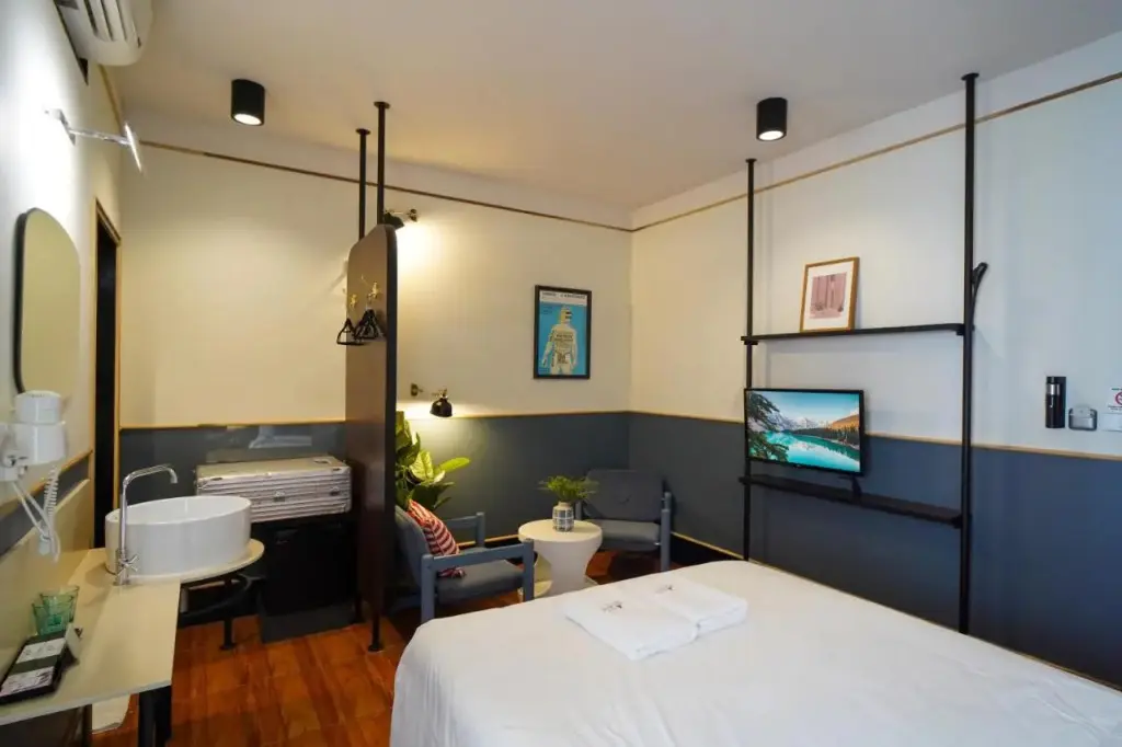 Бангкок: Josh Hotel