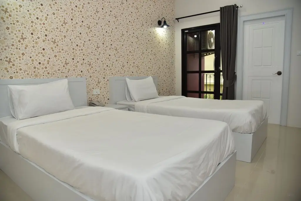 Сураттхани: Ploy's Pearl Hotel