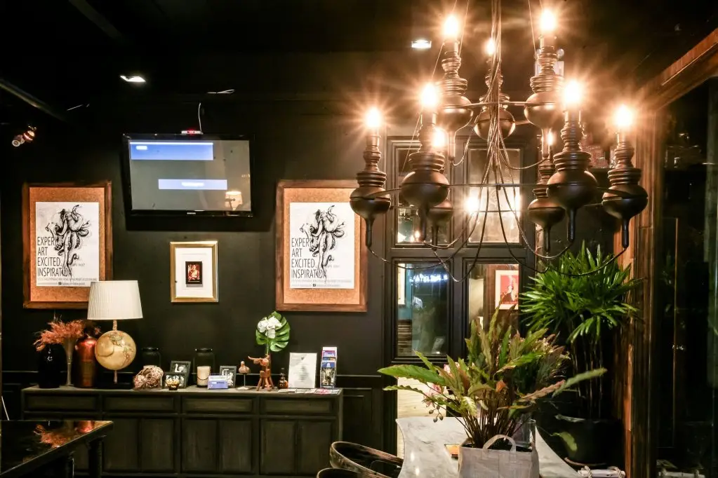 Муанг: L'atelier Poshtel Phuket