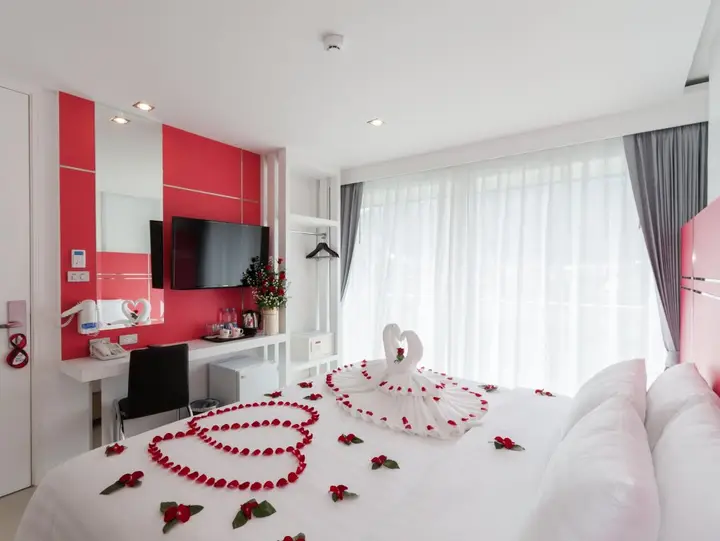 Кату: Patong Holiday Hotel
