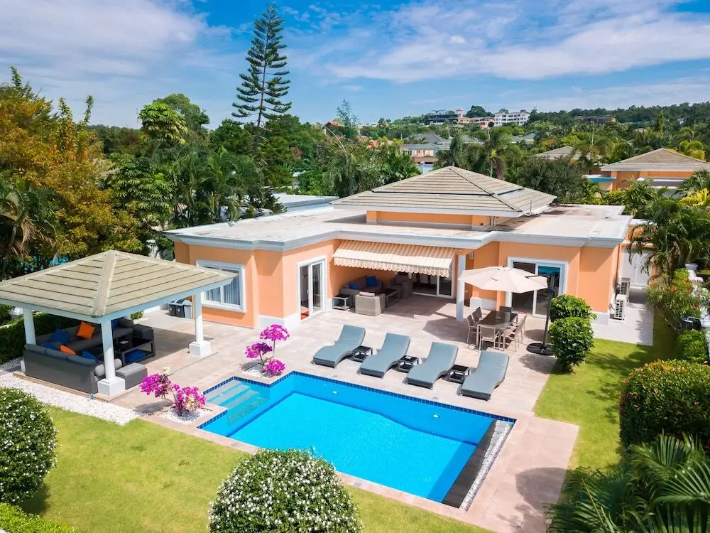 Паттайя: Luxury Pool Villa 604