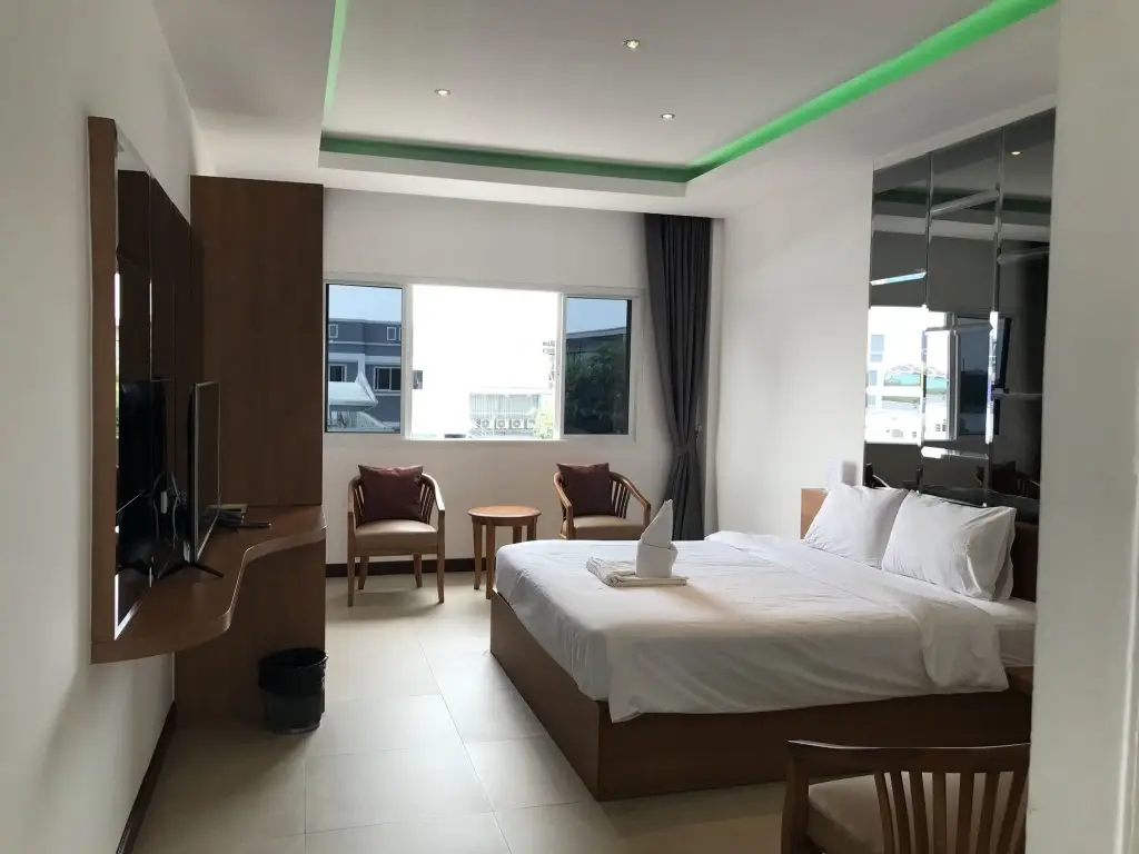 Паттайя: Picasso Hotel 24 Inn