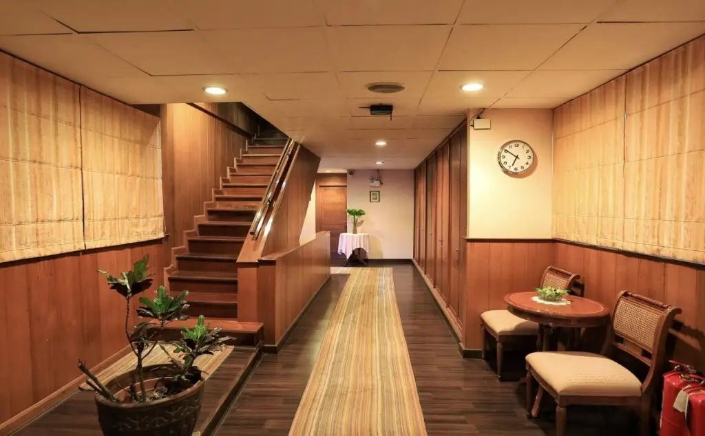 Бангкок: Travel Lodge Suriwongse - Adult only