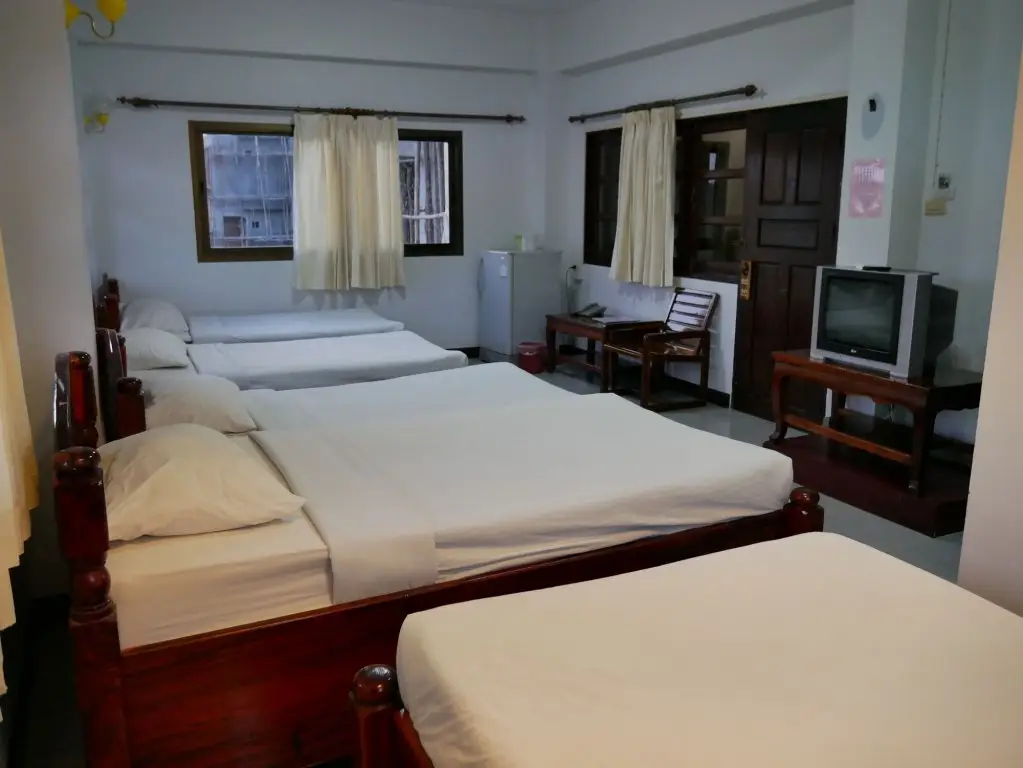 Нонгкхай: Samoar Riverside Hotel