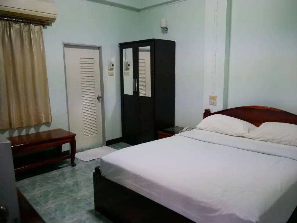 Нонгкхай: Samoar Riverside Hotel