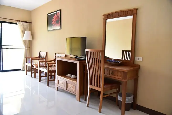 Нонг Нам Дэнг: Arunvit Resort