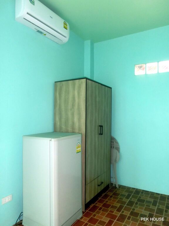 Муанг: Pek House