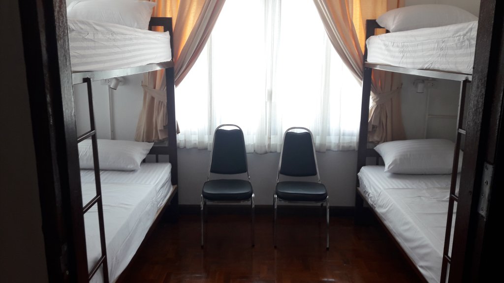 Паттайя: Хостел Vanilla Hostel & Bar