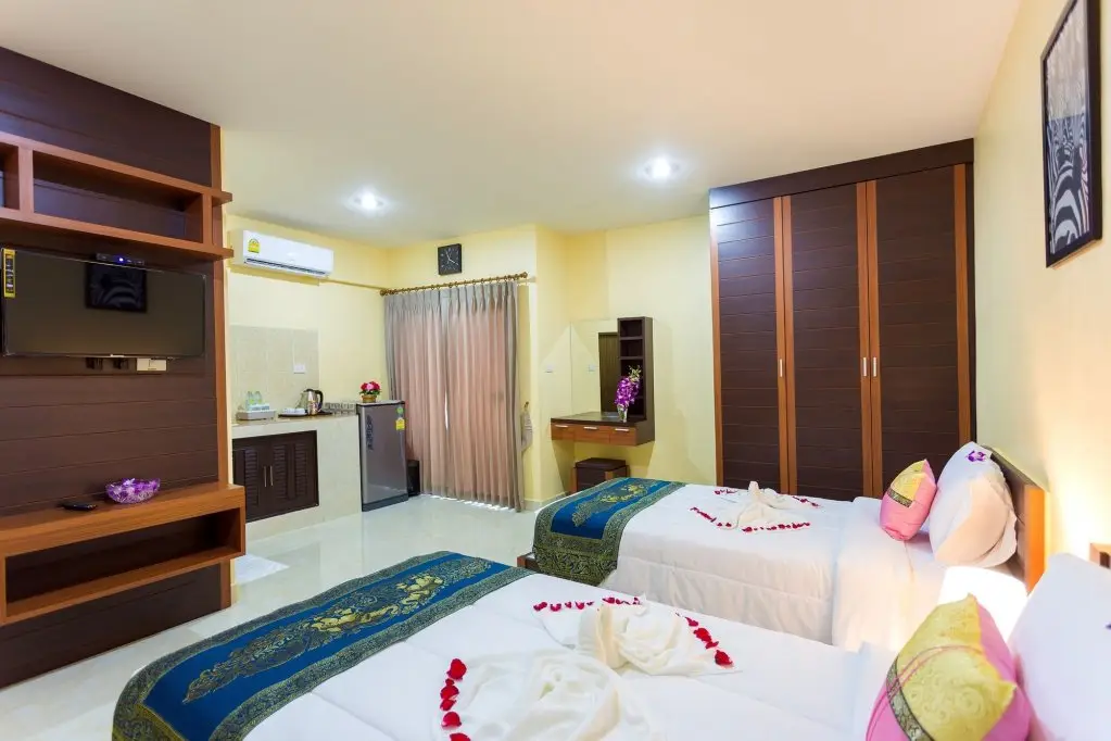 Тхаланг: T.Y. Airport Inn