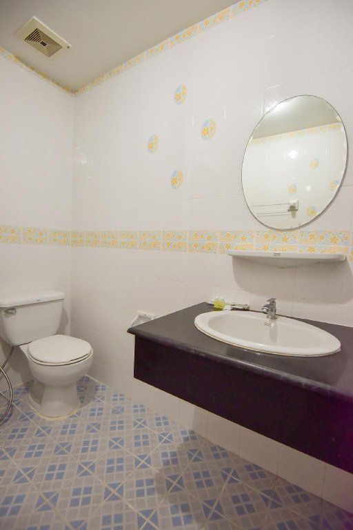 Кату: IYH Island Boutique Hotel
