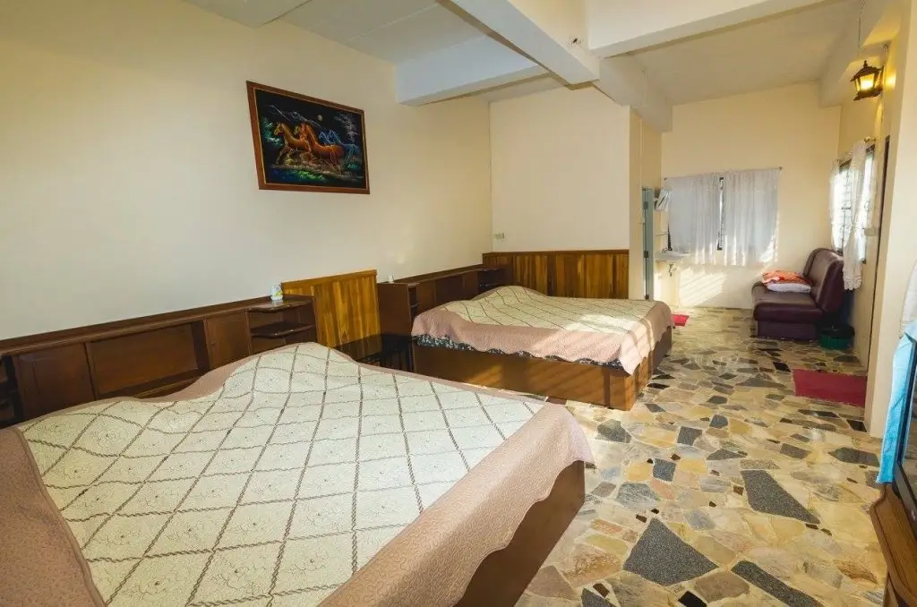 Naphatphorn Resort — фото 1