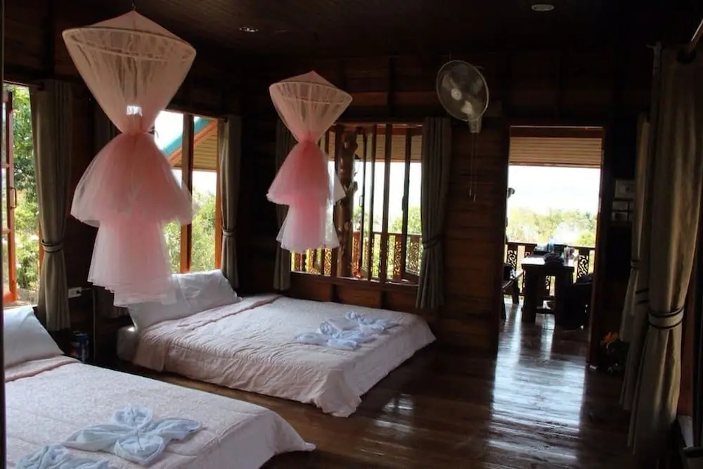 Сураттхани: Koh Phaluai Eco Resort
