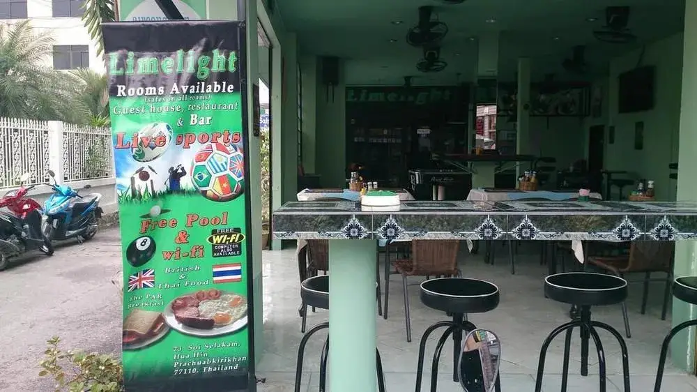 Хуахин: Limelight Guesthouse Restaurant & Bar