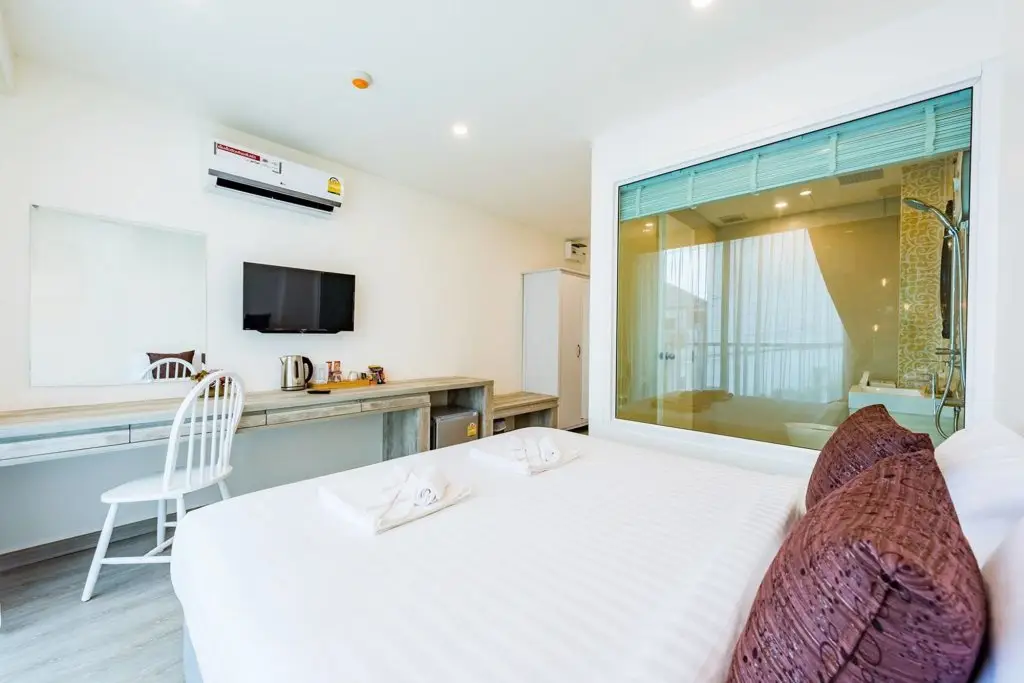 Кату: LullaBella Hotel Patong