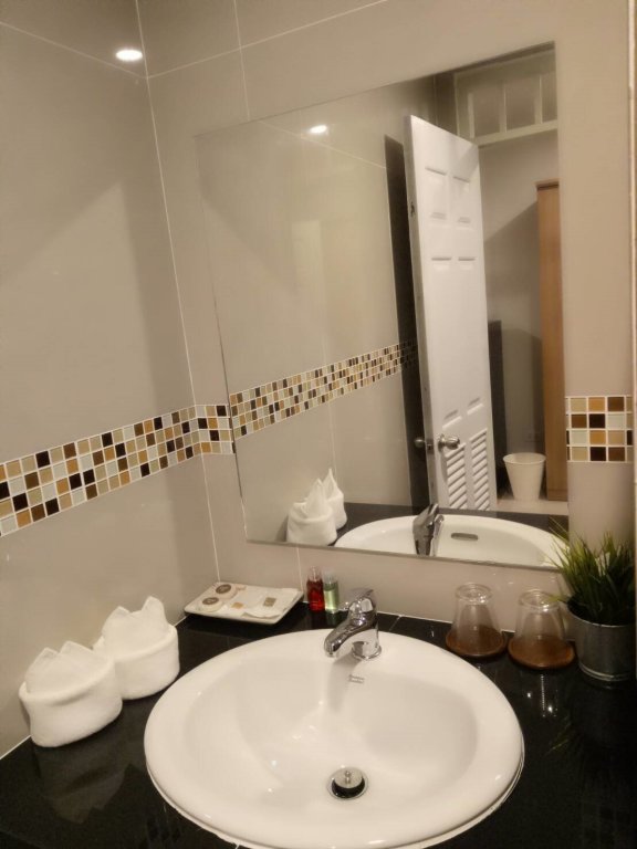 Бангкок: Infinity Holiday Inn Bangkok
