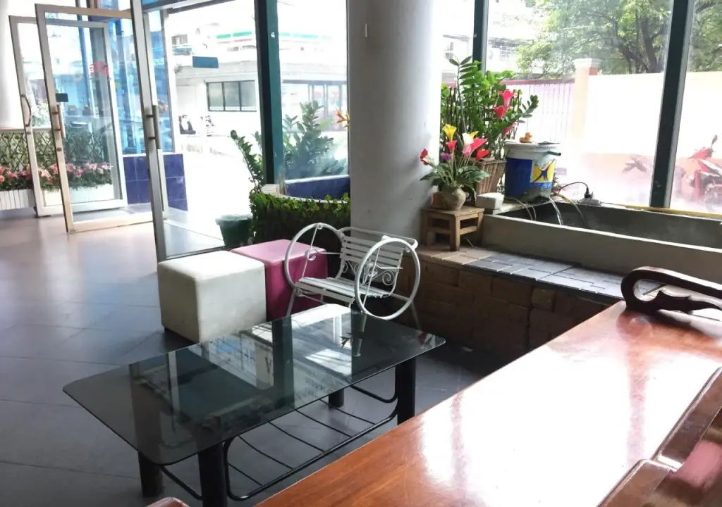 Бангкок: Kata Residence Hostel
