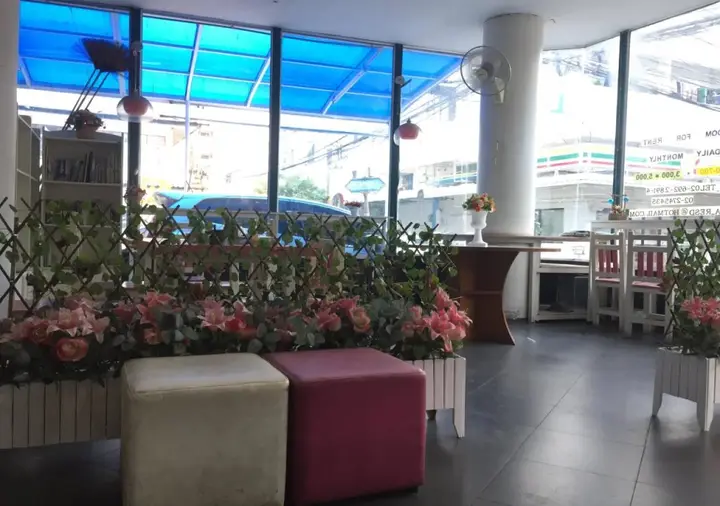 Бангкок: Kata Residence Hostel
