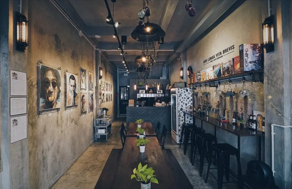 Бангкок: Our Secret Base - Hostel