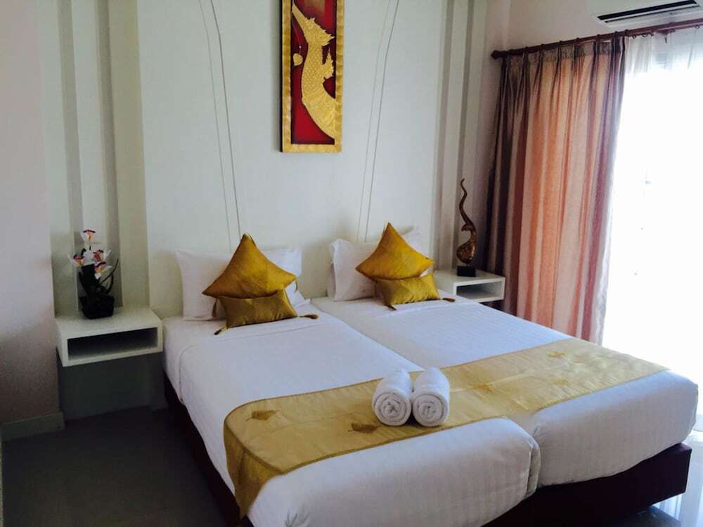 Кату: J Sweet Dream Boutique Patong
