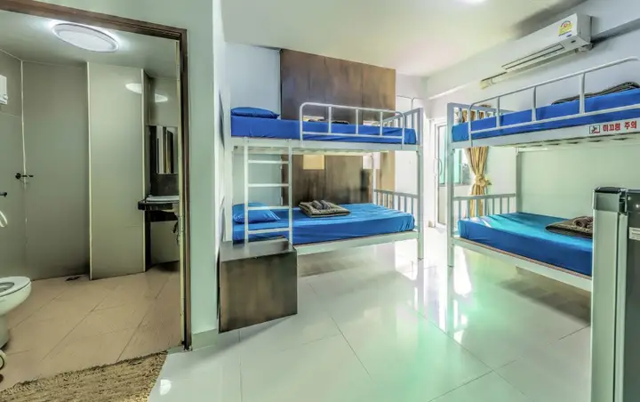 Паттайя: Goldengate Guesthouse - Hostel