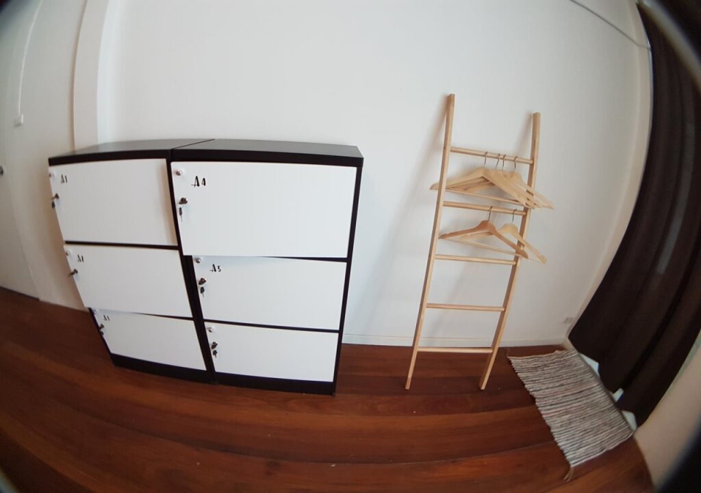 Бангкок: Mistletoe Bakery & Hostel