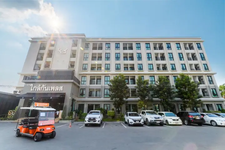 Сарабури: Glai Gan Place Hotel