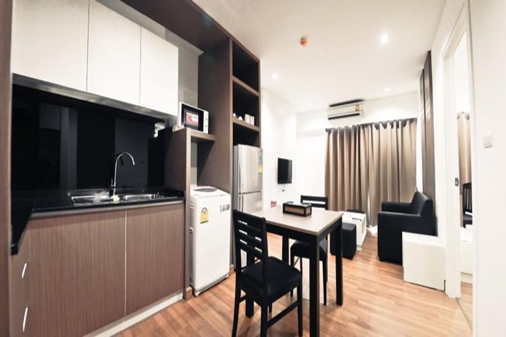 Сирача: R Residence Sri Racha