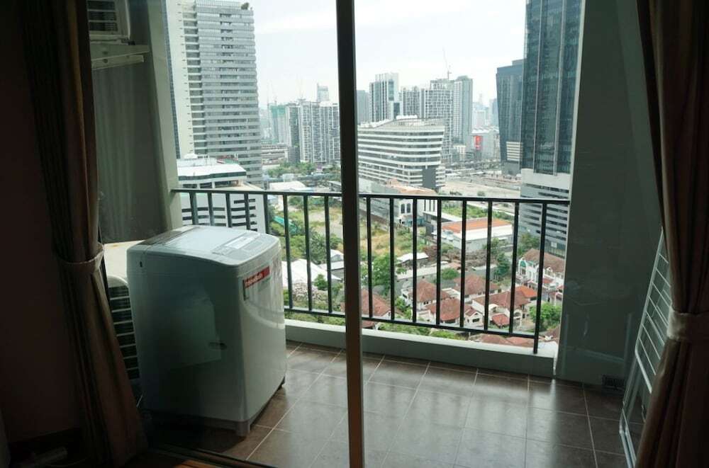 Бангкок: J.J Belle Condo in Bangkok
