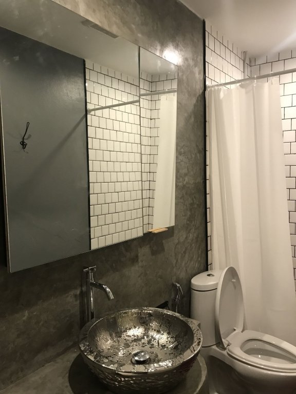 Бангкок: Slumwhite Hostel
