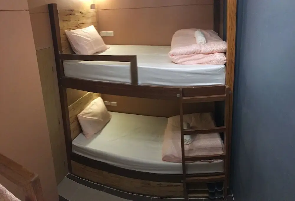 Бангкок: Siam Host Ratchadaphisek - Mrt Ladprao
