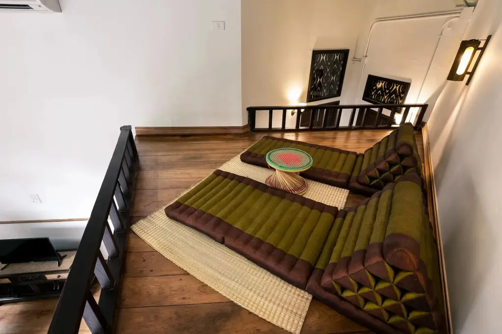 Бангкок: 103 - Bed and Brews