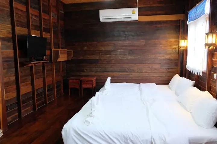 Ко Сичанг: Baan Kun Tuad Ko Si Chang