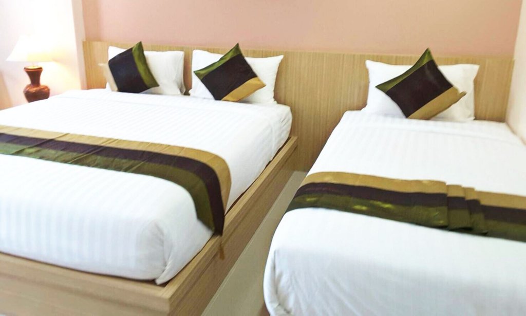 Кхлонг-Янг: Sukkhamas Pirom Hotel