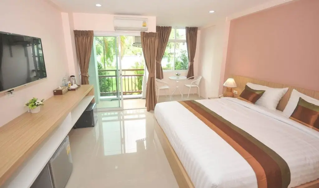 Кхлонг-Янг: Sukkhamas Pirom Hotel