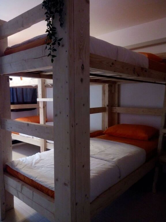 Бангкок: Taina's Home - Hostel