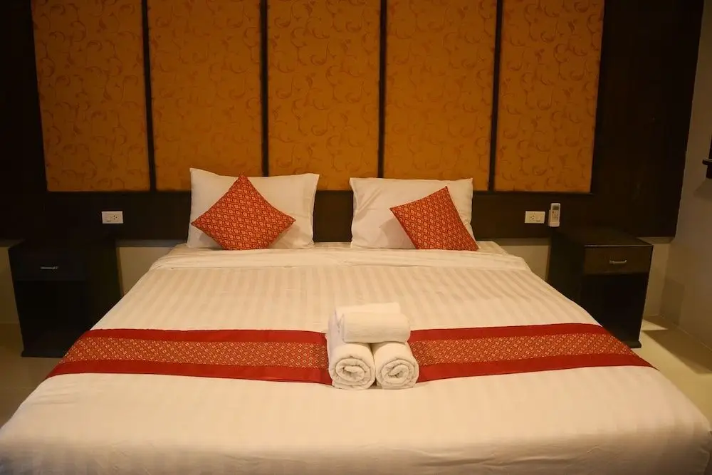 Сангкхла Бури: Phu Chom Mork Resort