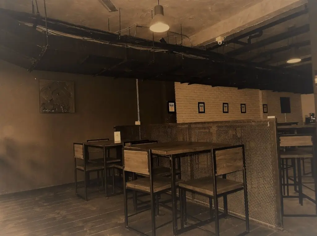 Бангкок: Henry's Hotel & Gastropub