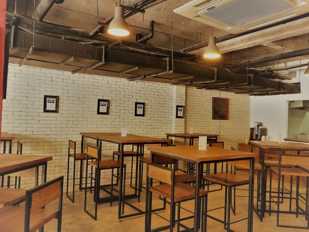 Henry's Hotel & Gastropub — фото 1
