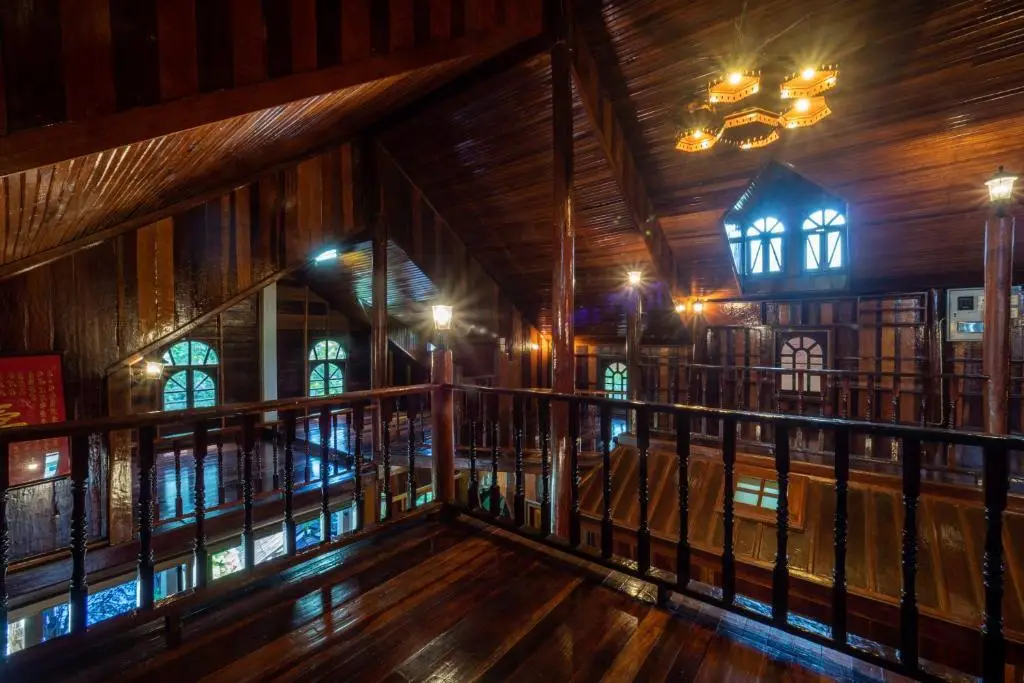 Канчанабури: Ratmanee House
