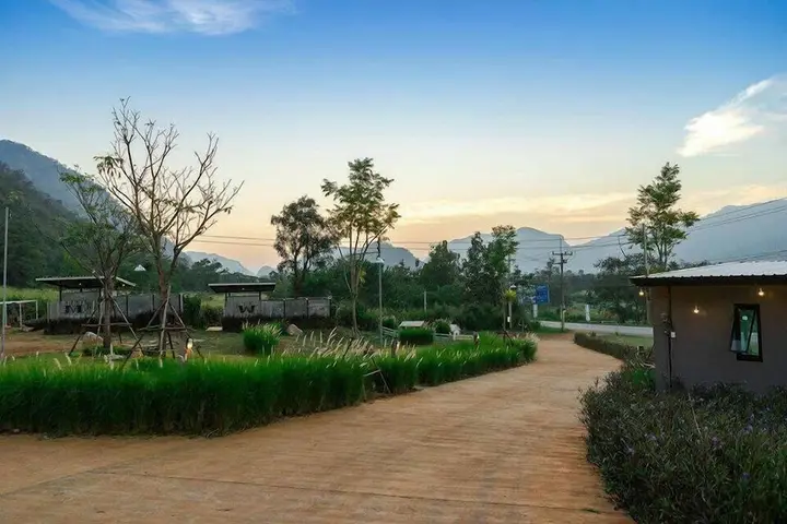 Пак-Чонг: Rabbit Hill Cafe and Resort @ Khao Yai